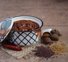 Load image into Gallery viewer, Variety - The Favorites With Garlic
